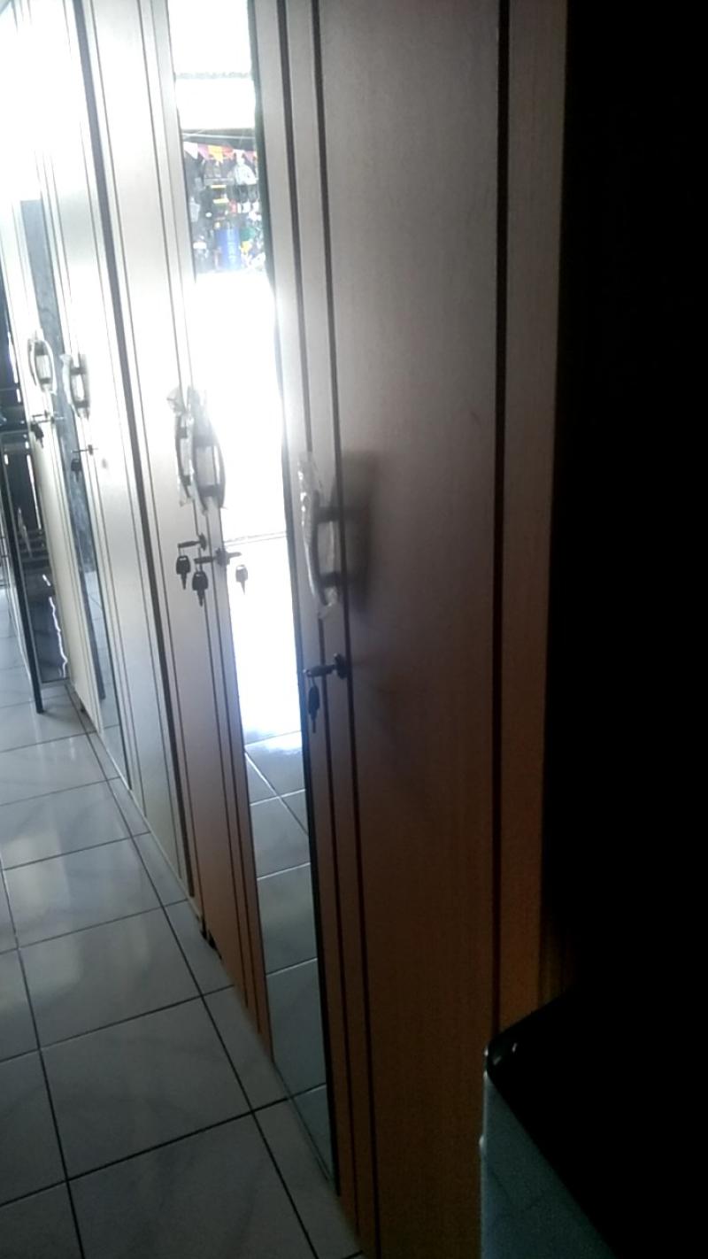 Almari Fitri 3pintu(2gantungan,1shap)